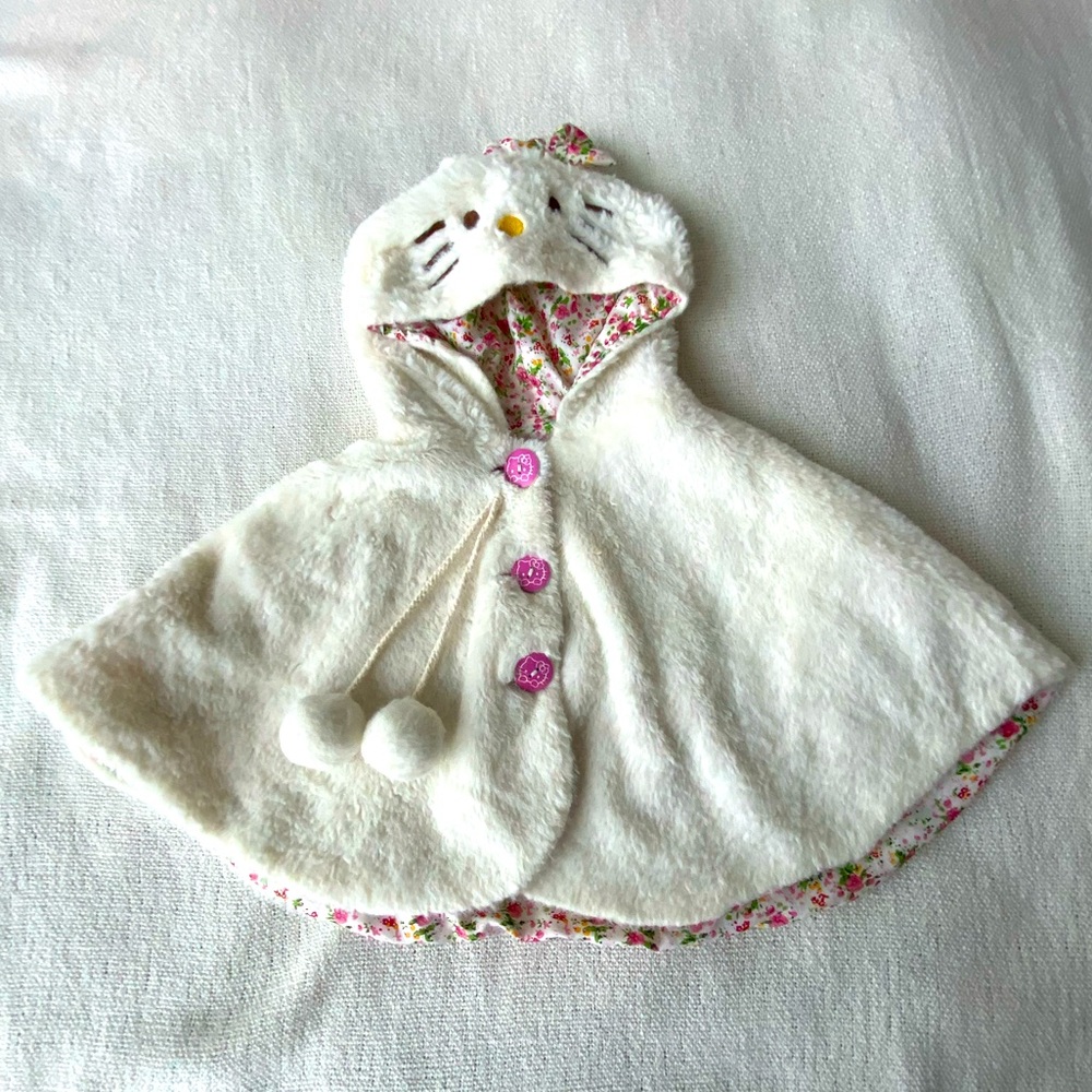 HELLO KITTY cape